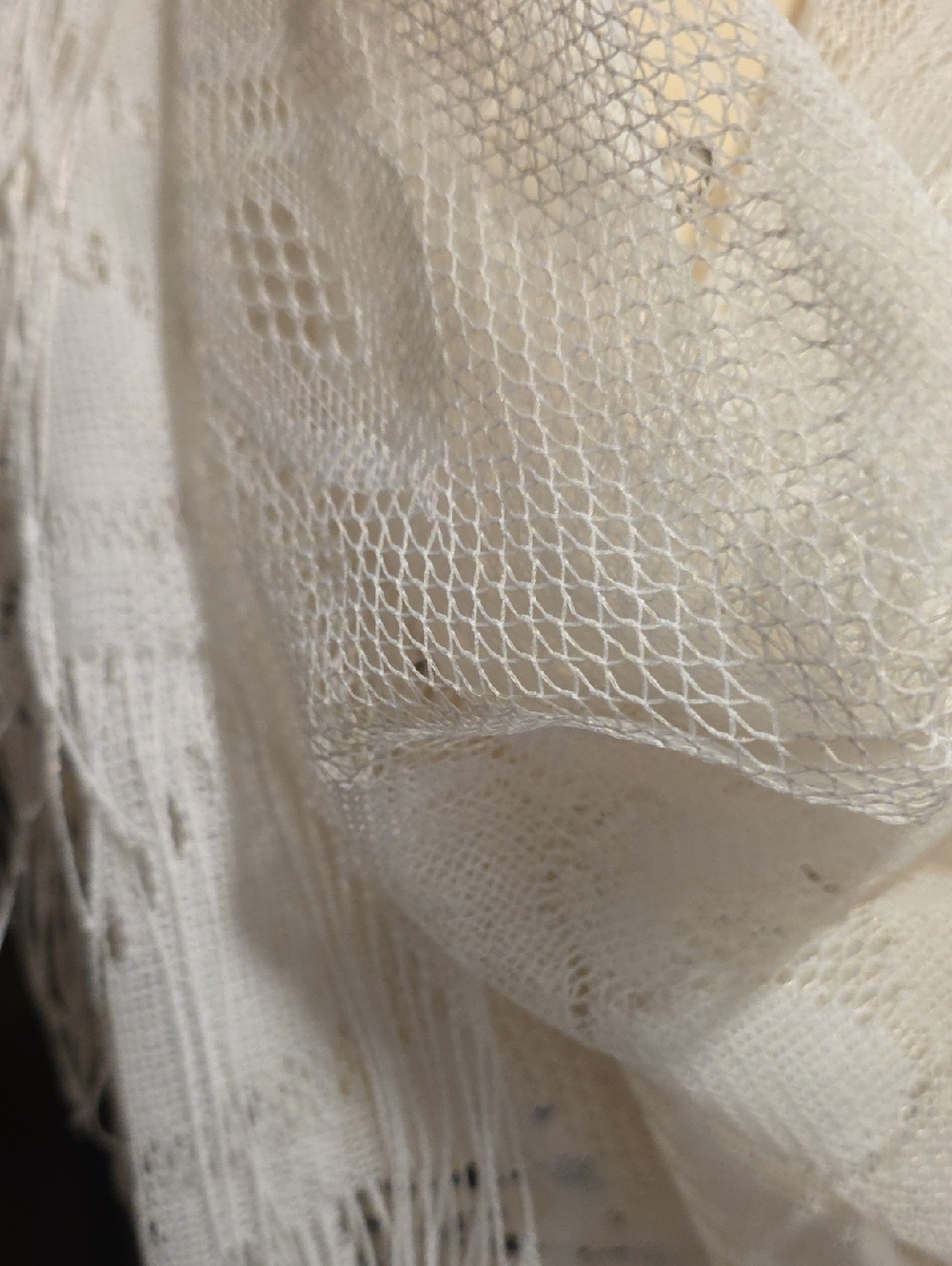 Lightweight Off White Fringe Scarf/Wrap - Picture 7 of 10